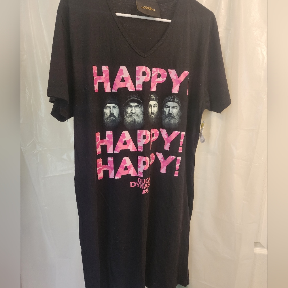 BNWT Duck Dynasty Nighthsirt